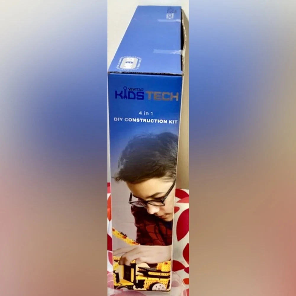 Vivitar KidsTech DIY 4-in-1 Construction Vehicle Kit   Sealed Packaging NIB